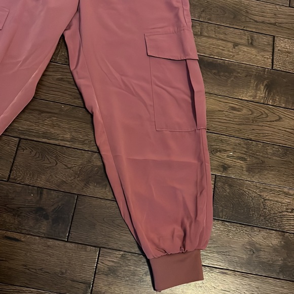 Zara Cargo Jogger Pants - Picture 2 of 4